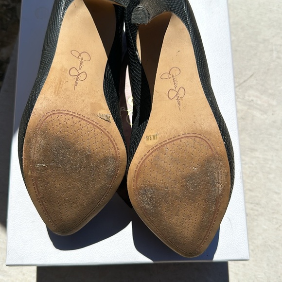 Jessica Simpson- Faux Snake 4.75 Hidden Platform Heel-Size 8 - Picture 4 of 7